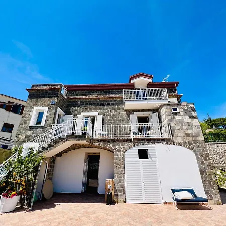 Guest house Yourhome - Relais Loggia Li Galli Massa Lubrense
