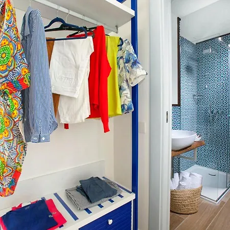 Guest house Yourhome - Relais Loggia Li Galli *