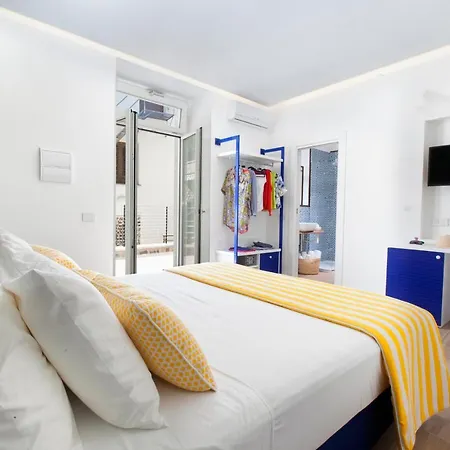 Yourhome - Relais Loggia Li Galli Guest house