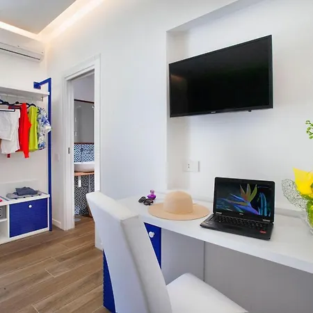 Yourhome - Relais Loggia Li Galli Vendégház *