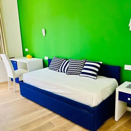 Guest house Yourhome - Relais Loggia Li Galli *